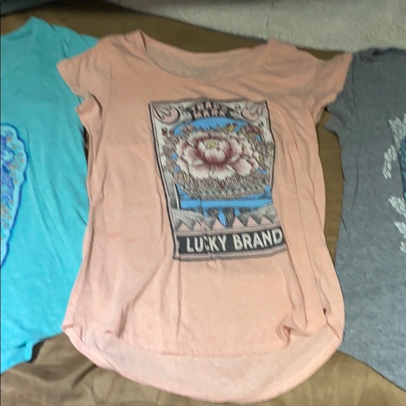 Lucky Brand Bundle of Shirts - Picture 3 of 8